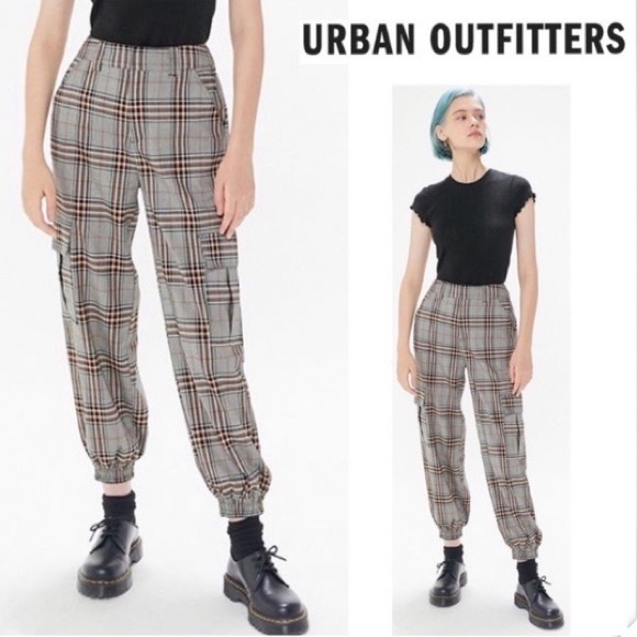 Urban Outfitters Checkered Cargo jogger pants - Picture 2 of 6